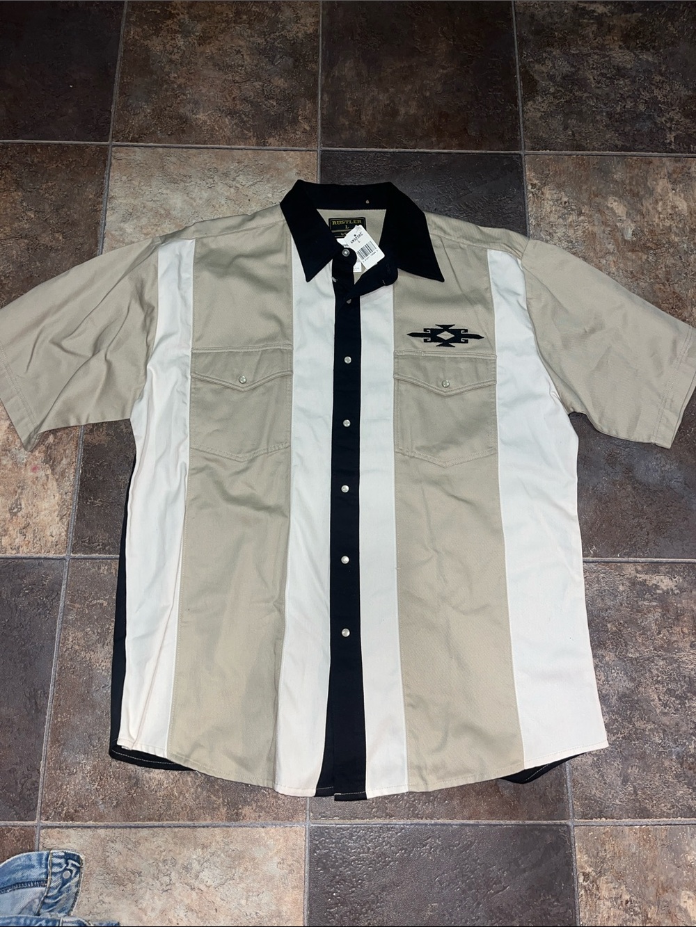 Vintage Rustler Short-Sleeve Vertical Stripe Button-Down in Beige, White & Black